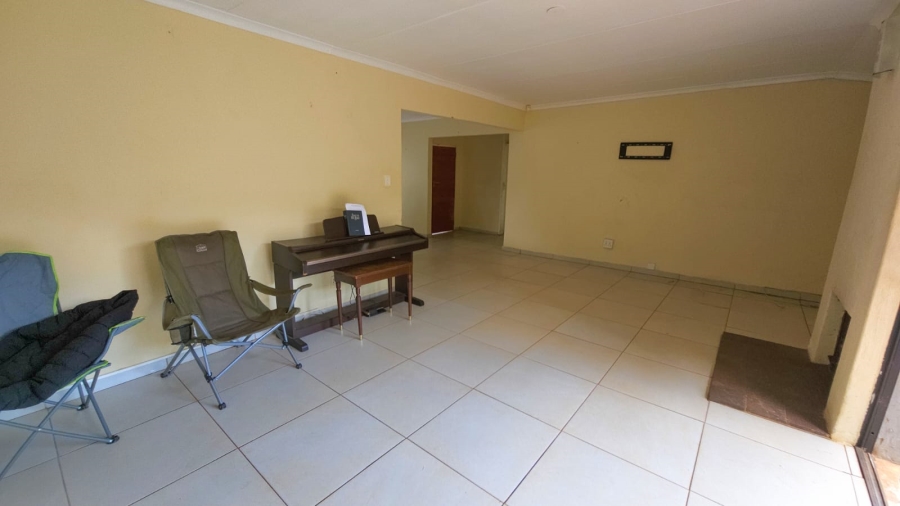 To Let 3 Bedroom Property for Rent in Schoemansville North West